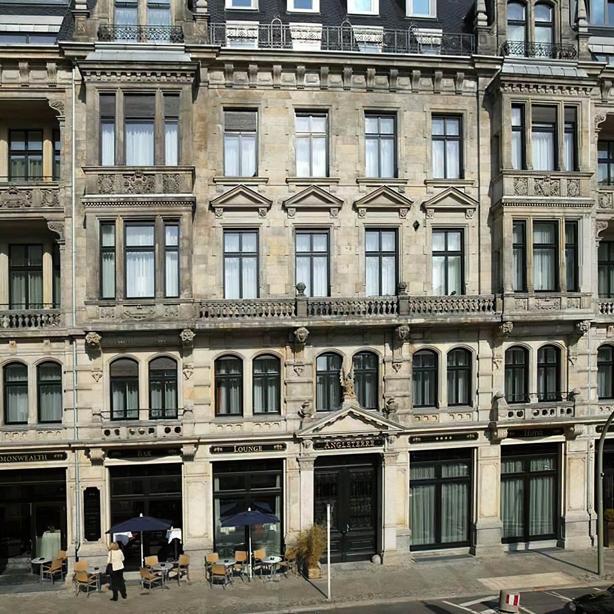 Frontansicht Hotel Angleterre