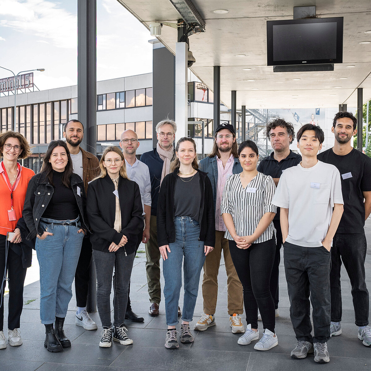 Design competition for Quartier SXF 2.0 started at BER, Participating architectural firms in front of the old Terminal 5 in Berlin-Schönefeld