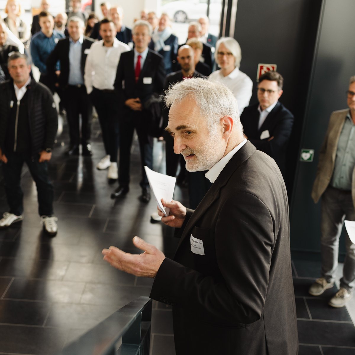 Stephan Hausmann - Head of Unit | BBBW Management welcomes the guests