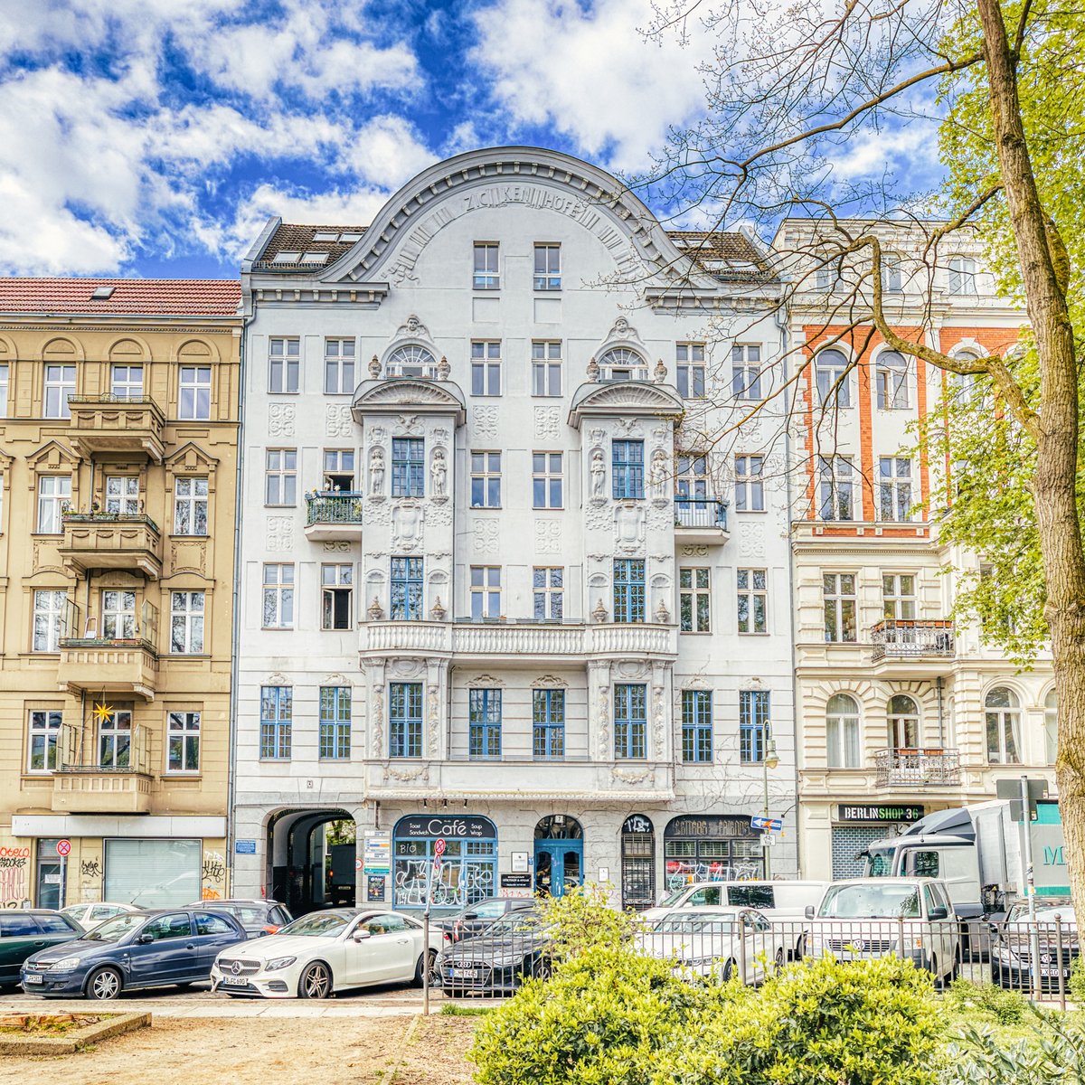 Front view Zickenhöfe in Berlin-Kreuzberg