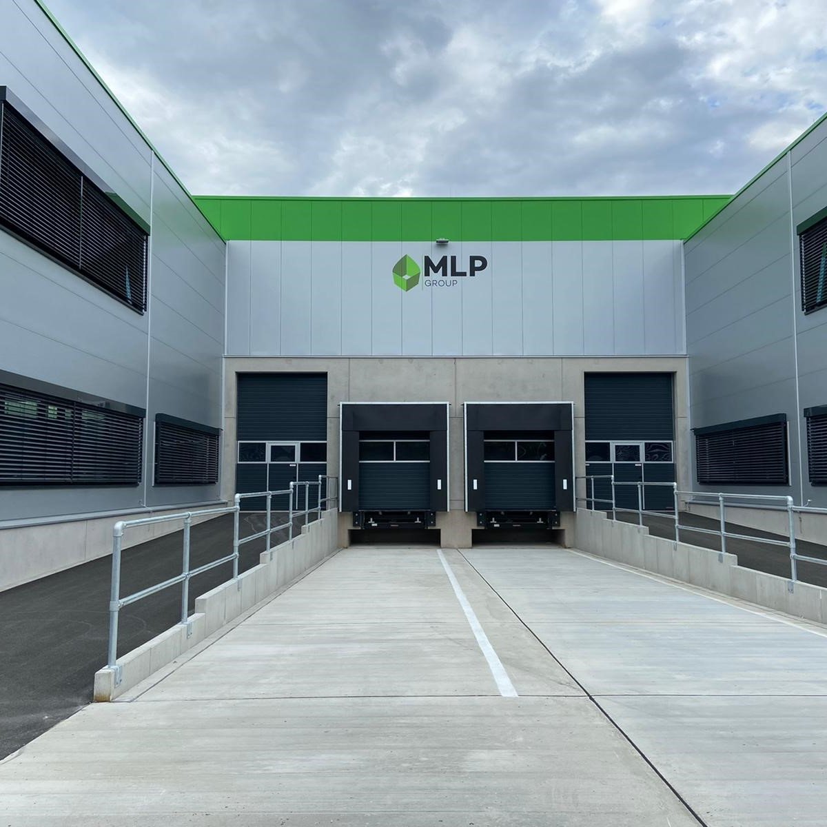 Exterior view of a hall