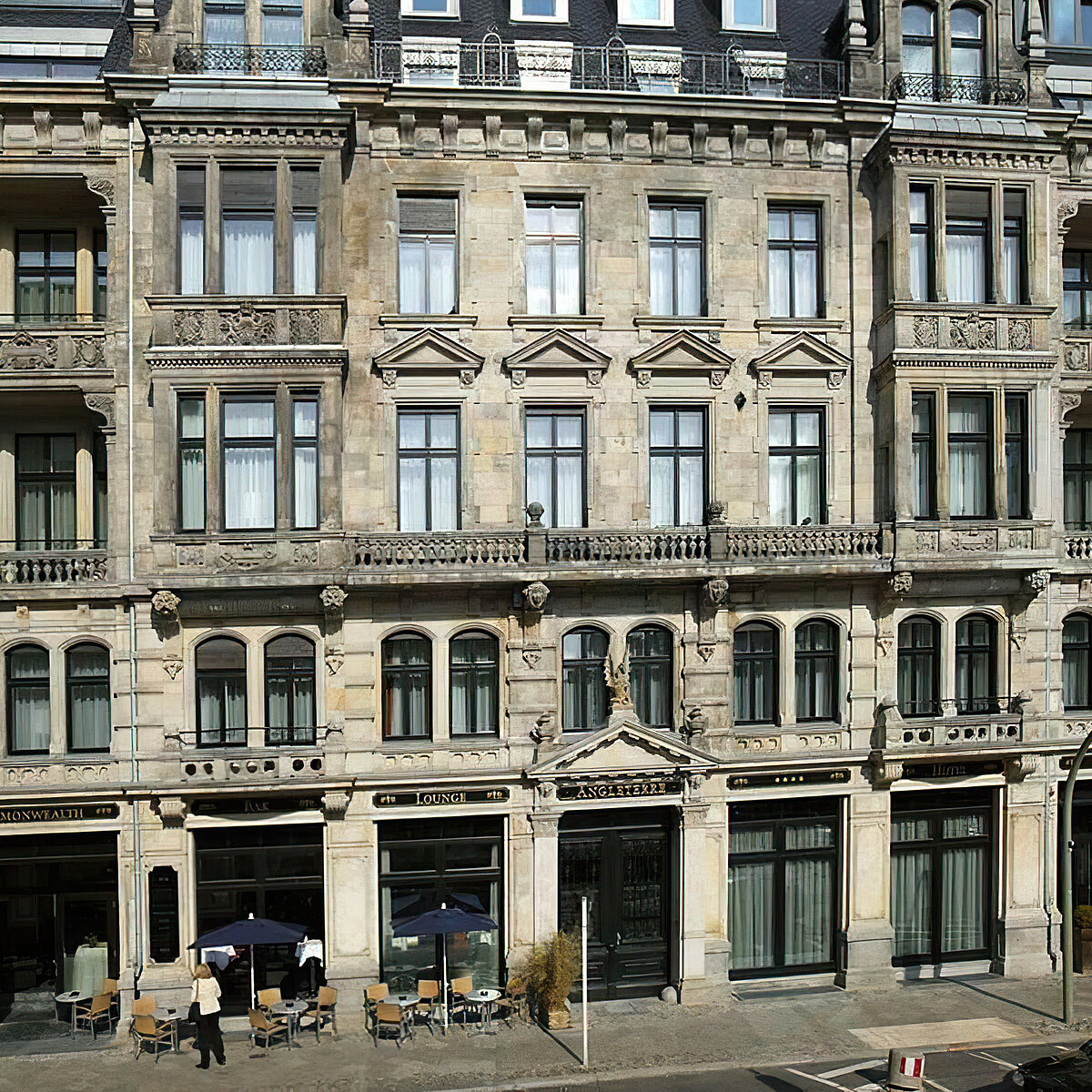 Frontansicht Hotel Angleterre