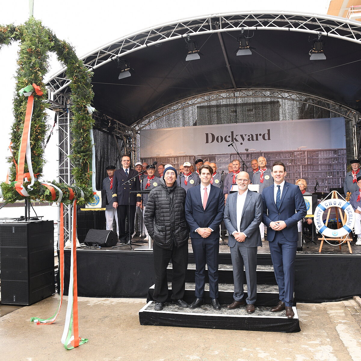 Pecan Development celebrates topping-out ceremony for Dockyard on the banks of the Spree in Berlin - Sergei Tchoban, Tchoban Voss Architekten, Niklas Hirsch, Associate Aermont Capital, Jan Kunze, Managing Partner of Pecan Development, Alexander Slotty, State Secretary for Construction in the Senate Department for Urban Development, Building and Housing 