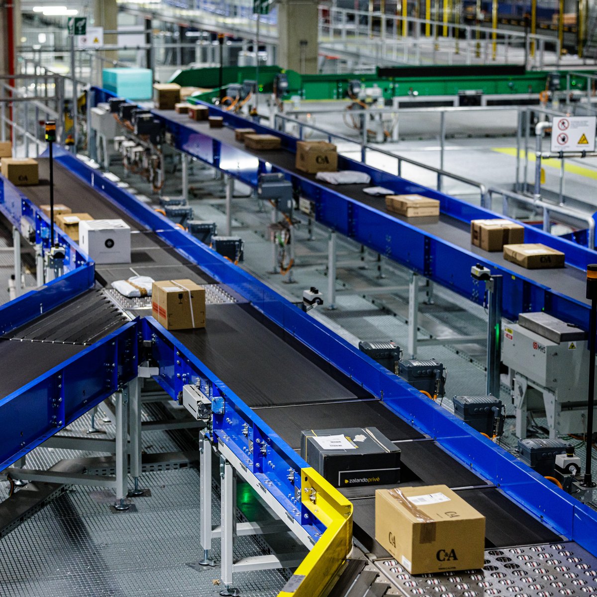 New DHL parcel center in Ludwigsfelde | Sorting system