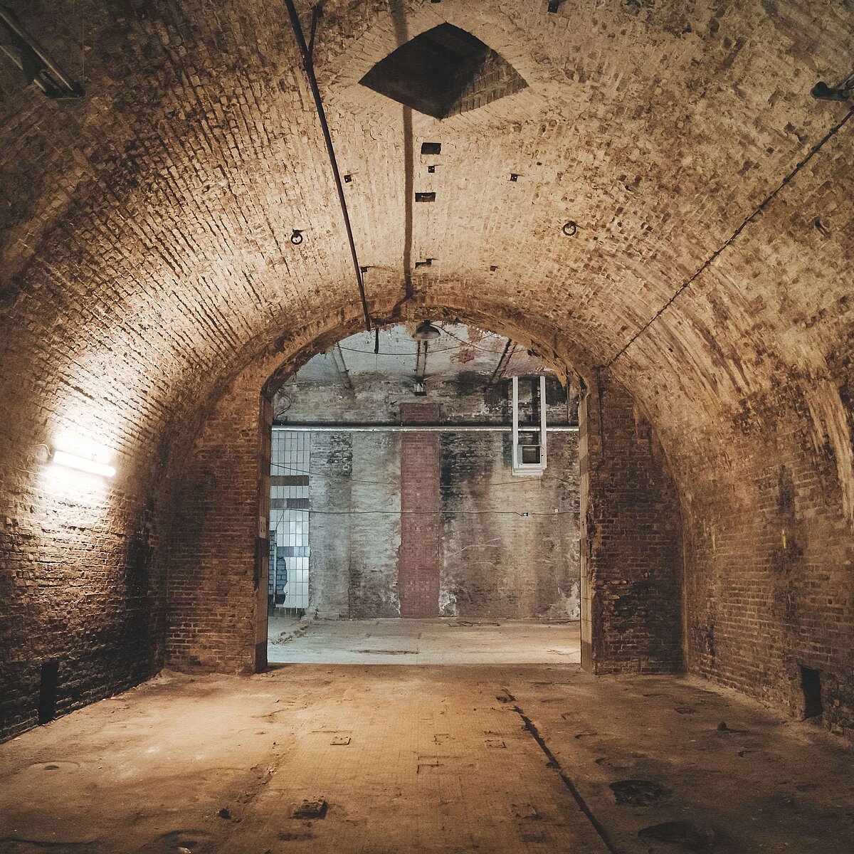 Photo of the old vaulted cellar in Berlin-Friedrichshain